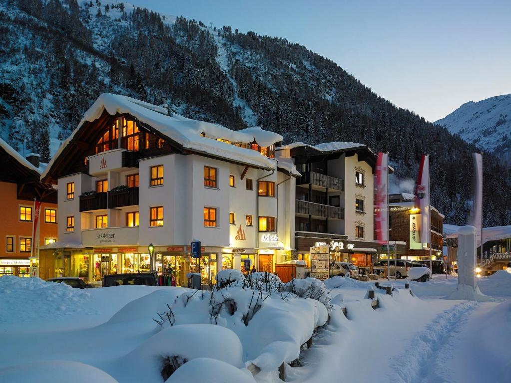 Aparthotel Acksteiner Sankt Anton am Arlberg Kamer foto